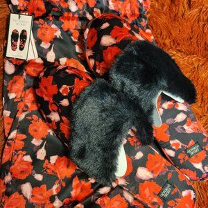 Victoria Secret brand new slippers with tags and bag